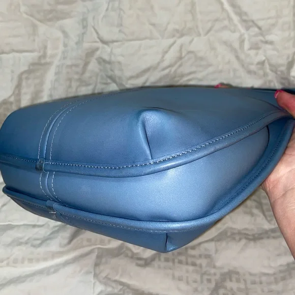HTF color Like new Coach Ergo Blue Leather Shoulder Bag